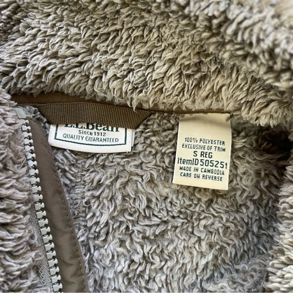 LL Bean Hi Pile Ultra Plush Fleece Zip Up Elbow Patch Jacket Cabincore Outdoors - Picture 6 of 12